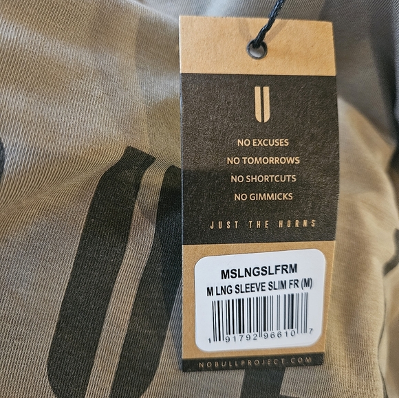 NOBULL Men's Slim Fit Long Sleeve Shirt NEW Workout Gym - Picture 5 of 6